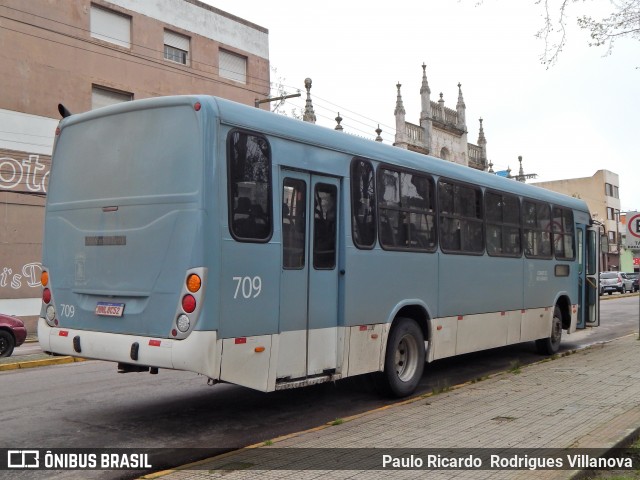 TransPessoal Transportes 709 na cidade de Rio Grande, Rio Grande do Sul, Brasil, por Paulo Ricardo  Rodrigues Villanova. Número da foto: #12218948.