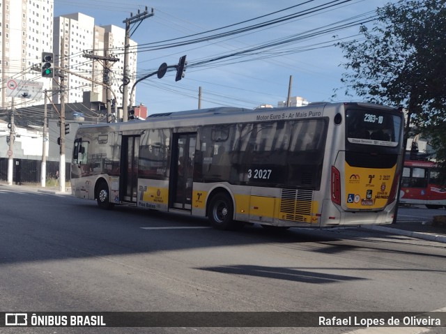 Viação Metrópole Paulista - Zona Leste 3 2027 na cidade de São Paulo, São Paulo, Brasil, por Rafael Lopes de Oliveira. Número da foto: #12218330.