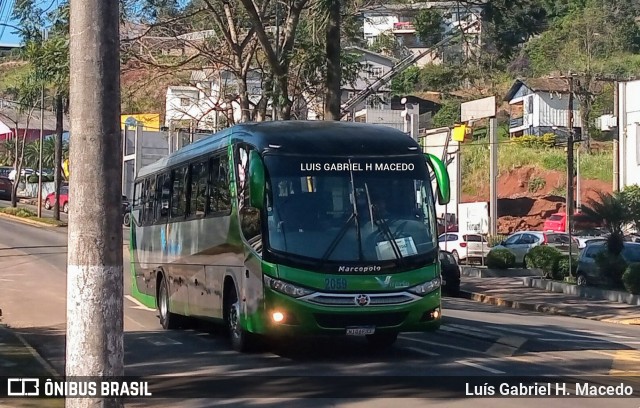 Vitória Fretamento e Turismo 2059 na cidade de Seara, Santa Catarina, Brasil, por Luís Gabriel H. Macedo. Número da foto: #12219667.