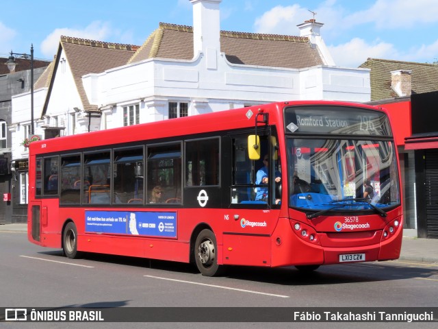 Stagecoach 36578 na cidade de Romford, Essex, Inglaterra, por Fábio Takahashi Tanniguchi. Número da foto: #12219827.
