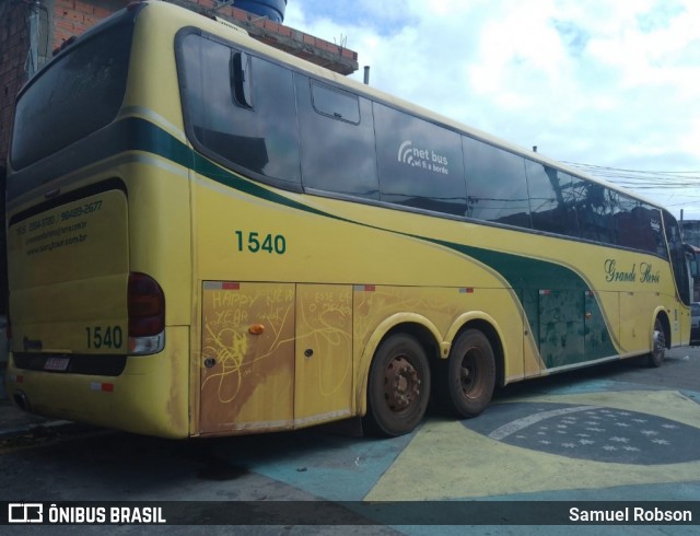 Ônibus Particulares 1540 na cidade de Taboão da Serra, São Paulo, Brasil, por Samuel Robson. Número da foto: #12219360.
