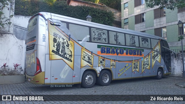 Braço Forte Turismo 9024 na cidade de Petrópolis, Rio de Janeiro, Brasil, por Zé Ricardo Reis. Número da foto: #12289457.