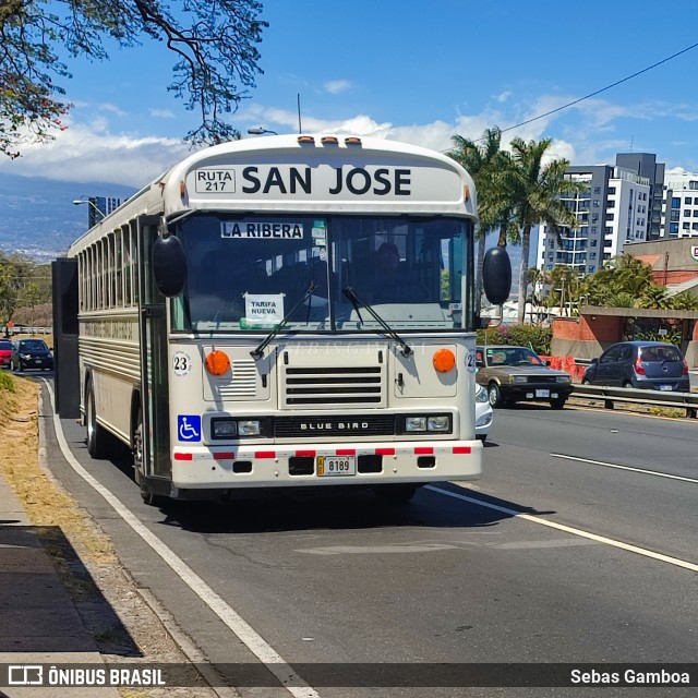 Transportes Zúñiga S.A. 23 na cidade de Merced, San José, San José, Costa Rica, por Sebas Gamboa. Número da foto: #12291285.