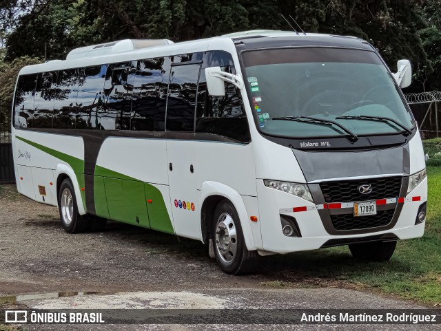 Autobuses sin identificación - Costa Rica 00 na cidade de Cartago, Cartago, Costa Rica, por Andrés Martínez Rodríguez. Número da foto: #12292033.