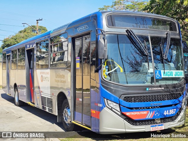 Viação Jacareí 44.867 na cidade de Mogi das Cruzes, São Paulo, Brasil, por Henrique Santos. Número da foto: #12221824.