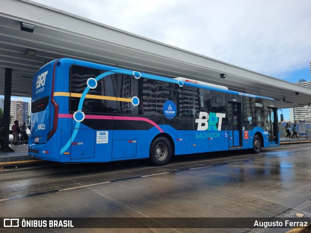 BRT Salvador 40021 na cidade de Salvador, Bahia, Brasil, por Augusto Ferraz. Número da foto: #12221356.