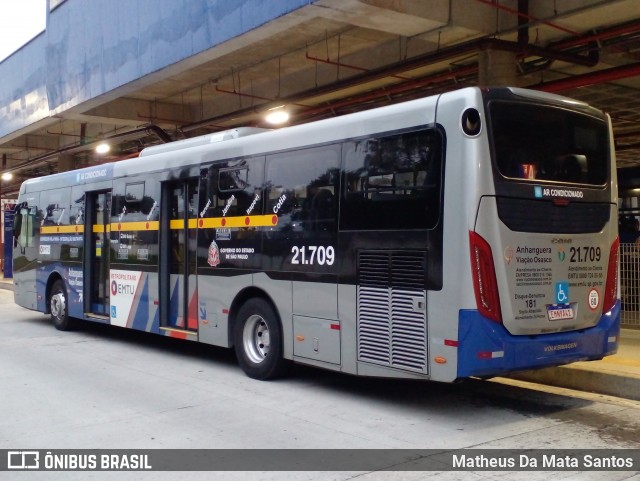 Viação Osasco 21.709 na cidade de Osasco, São Paulo, Brasil, por Matheus Da Mata Santos. Número da foto: #12222753.