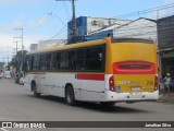 Empresa Metropolitana 266 na cidade de Recife, Pernambuco, Brasil, por Jonathan Silva. Número da foto: #12221346.