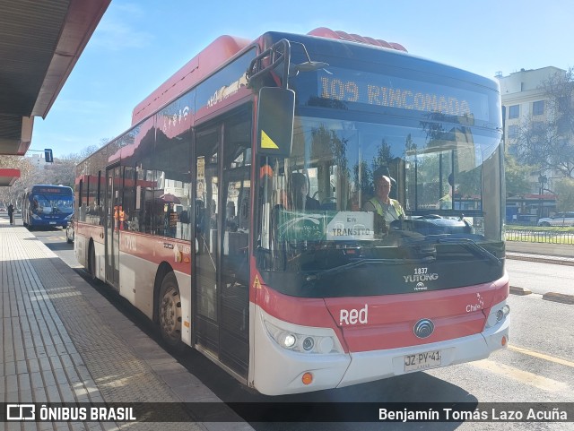 Buses Vule 1837 na cidade de Santiago, Santiago, Metropolitana de Santiago, Chile, por Benjamín Tomás Lazo Acuña. Número da foto: #12224079.