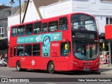 Arriva DW215 na cidade de Romford, Essex, Inglaterra, por Fábio Takahashi Tanniguchi. Número da foto: #12225165.