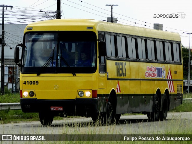Irmãos Coragem Turismo 41009 na cidade de Caruaru, Pernambuco, Brasil, por Felipe Pessoa de Albuquerque. Número da foto: #12227277.