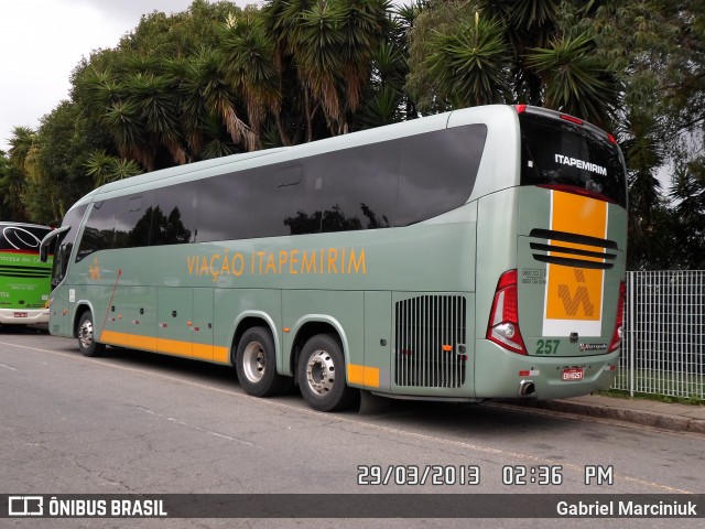 Viação Itapemirim 257 na cidade de Curitiba, Paraná, Brasil, por Gabriel Marciniuk. Número da foto: #12226752.
