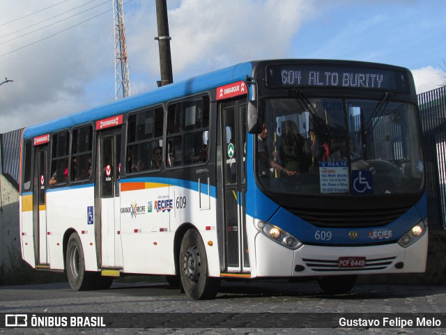 Consórcio Recife 609 na cidade de Recife, Pernambuco, Brasil, por Gustavo Felipe Melo. Número da foto: #12228068.