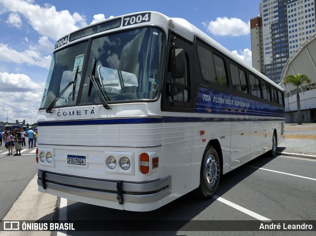 Ônibus Particulares FDI7A04 na cidade de Barueri, São Paulo, Brasil, por André Leandro. Número da foto: #12230864.