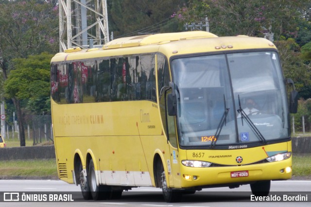 Viação Itapemirim 8657 na cidade de Caçapava, São Paulo, Brasil, por Everaldo Bordini. Número da foto: #12231359.