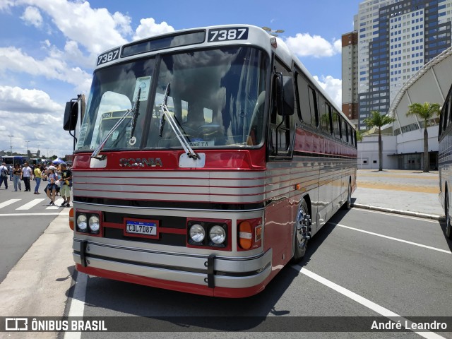 Ônibus Particulares 7397 na cidade de Barueri, São Paulo, Brasil, por André Leandro. Número da foto: #12230872.