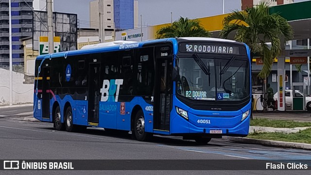 BRT Salvador 40051 na cidade de Salvador, Bahia, Brasil, por Flash Clicks. Número da foto: #12233236.