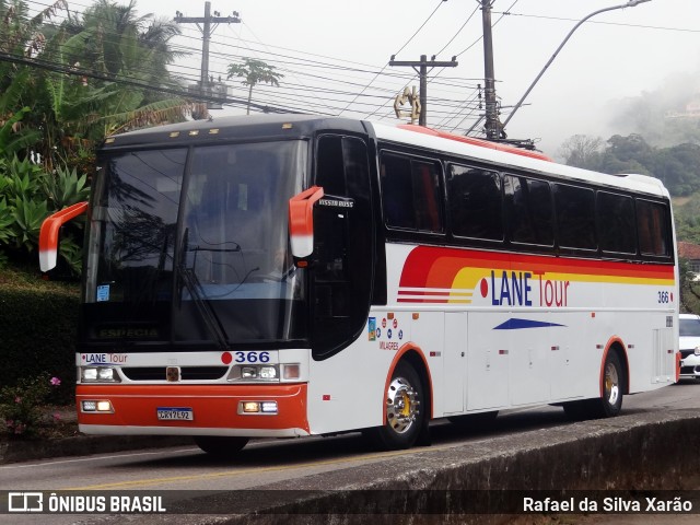 Lane Tour 366 na cidade de Petrópolis, Rio de Janeiro, Brasil, por Rafael da Silva Xarão. Número da foto: #12232852.
