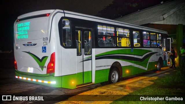 Autobuses sin identificación - Costa Rica GB 4282 na cidade de Santa Cruz, Santa Cruz, Guanacaste, Costa Rica, por Christopher Gamboa. Número da foto: #12232107.