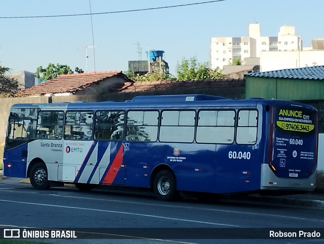Santa Branca Transportes 60.040 na cidade de Jacareí, São Paulo, Brasil, por Robson Prado. Número da foto: #12234585.