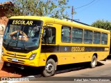 Escolares 5707 na cidade de Trindade, Goiás, Brasil, por Rafael Teles Ferreira Meneses. Número da foto: #12233916.