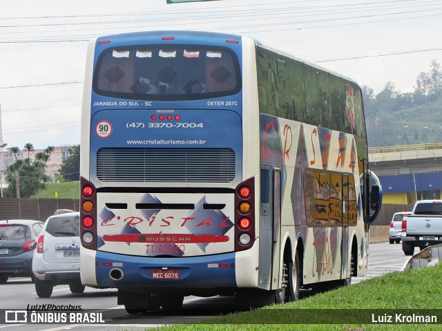 Cristal Turismo e Transporte 800 na cidade de Aparecida, São Paulo, Brasil, por Luiz Krolman. Número da foto: #12294097.