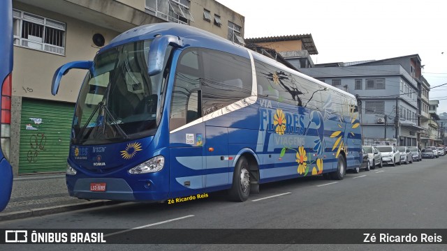 Via Flores Viagens LSO8889 na cidade de Petrópolis, Rio de Janeiro, Brasil, por Zé Ricardo Reis. Número da foto: #12294596.