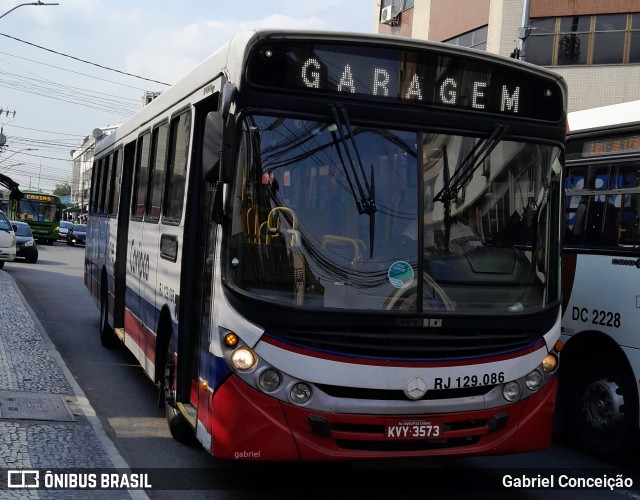 Empresa de Transportes Limousine Carioca RJ 129.086 na cidade de Duque de Caxias, Rio de Janeiro, Brasil, por Gabriel Conceição. Número da foto: #12318526.