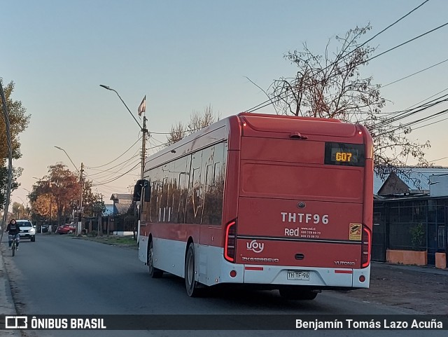 Voy Santiago THTF96 na cidade de San Bernardo, Maipo, Metropolitana de Santiago, Chile, por Benjamín Tomás Lazo Acuña. Número da foto: #12317962.
