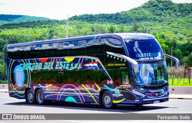 Crucero del Este 4796 na cidade de Caacupé, Cordillera, Paraguai, por Fernando Solis. Número da foto: #12318039.