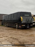 Ônibus Particulares  na cidade de Porto Alegre, Rio Grande do Sul, Brasil, por Guilherme Bergman. Número da foto: #:id.