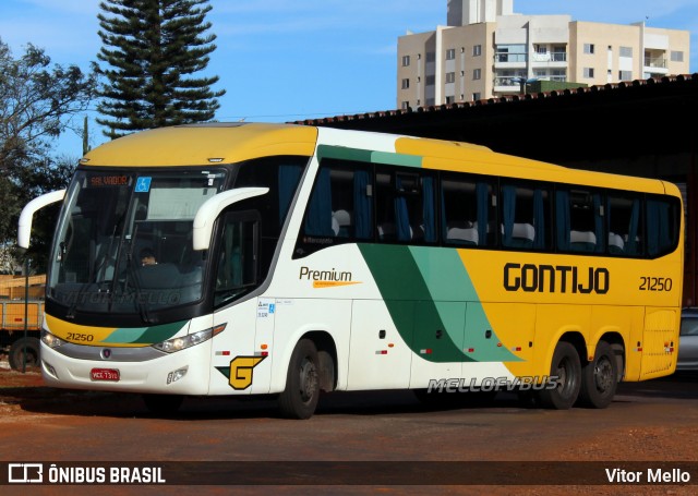 Empresa Gontijo de Transportes 21250 na cidade de Cascavel, Paraná, Brasil, por Vitor Mello. Número da foto: #12322324.