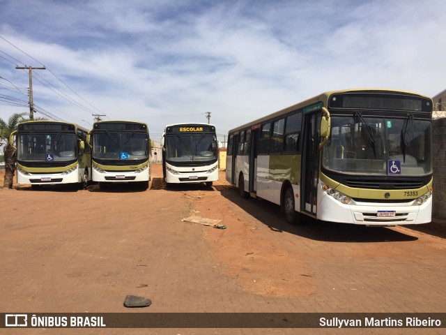 Única Transportes FROTA na cidade de Anápolis, Goiás, Brasil, por Sullyvan Martins Ribeiro. Número da foto: #12326879.
