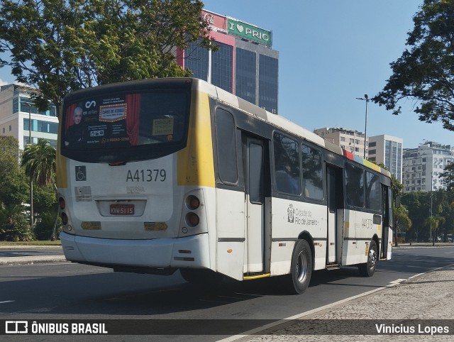 Real Auto Ônibus A41379 na cidade de Rio de Janeiro, Rio de Janeiro, Brasil, por Vinicius Lopes. Número da foto: #12325453.