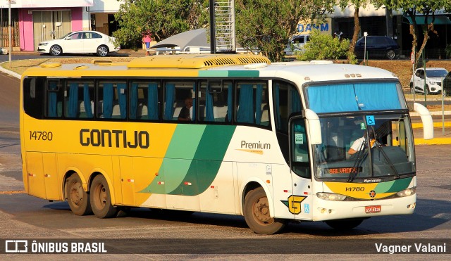 Empresa Gontijo de Transportes 14780 na cidade de Foz do Iguaçu, Paraná, Brasil, por Vagner Valani. Número da foto: #12326795.