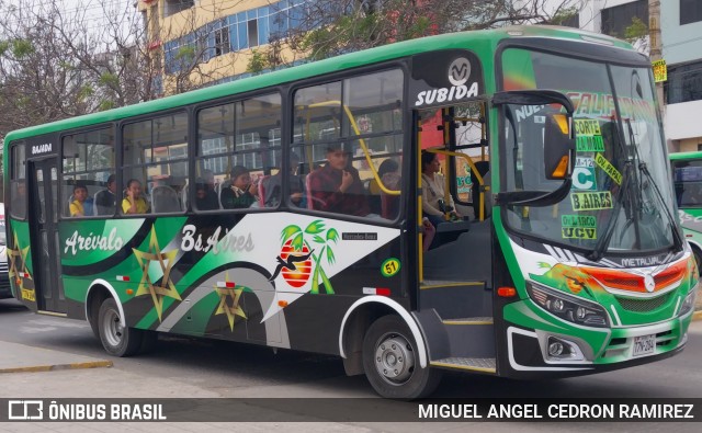 Empresa de Transportes Nuevo California S.A 51 na cidade de Trujillo, Trujillo, La Libertad, Peru, por MIGUEL ANGEL CEDRON RAMIREZ. Número da foto: #12325183.