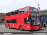 Uno - University Bus 1478 na cidade de Enfield, Greater London, Inglaterra, por Fábio Takahashi Tanniguchi. Número da foto: #12326966.