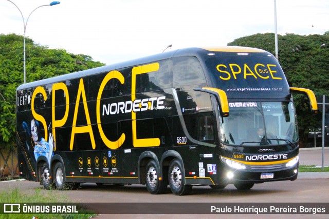 Expresso Nordeste 5630 na cidade de Maringá, Paraná, Brasil, por Paulo Henrique Pereira Borges. Número da foto: #12329721.