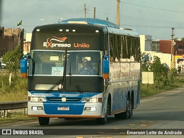 Expresso União 1711 na cidade de Ipojuca, Pernambuco, Brasil, por Emerson Leite de Andrade. Número da foto: #12328082.