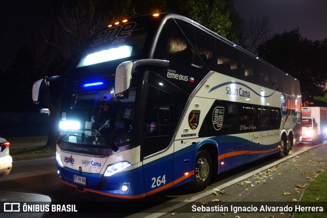 Pullman Eme Bus 264 na cidade de Chillán, Ñuble, Bío-Bío, Chile, por Sebastián Ignacio Alvarado Herrera. Número da foto: #12332133.