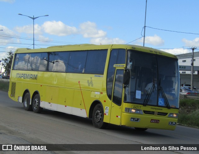 Viação Itapemirim 44217 na cidade de Caruaru, Pernambuco, Brasil, por Lenilson da Silva Pessoa. Número da foto: #12331811.