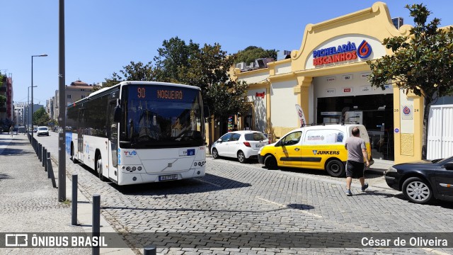 TUB - Transportes Urbanos Braga 350 na cidade de Braga, Braga, Portugal, por César de Oliveira. Número da foto: #12331685.