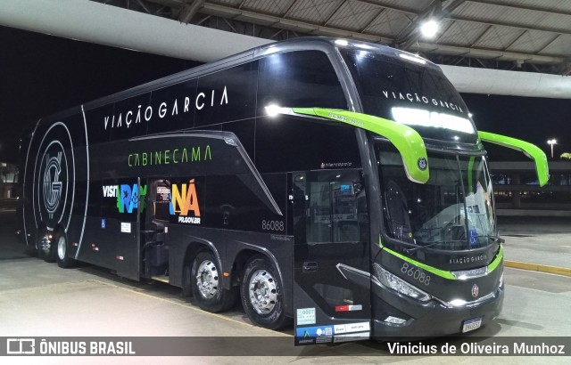 Viação Garcia 86088 na cidade de Marília, São Paulo, Brasil, por Vinicius de Oliveira Munhoz. Número da foto: #12330273.