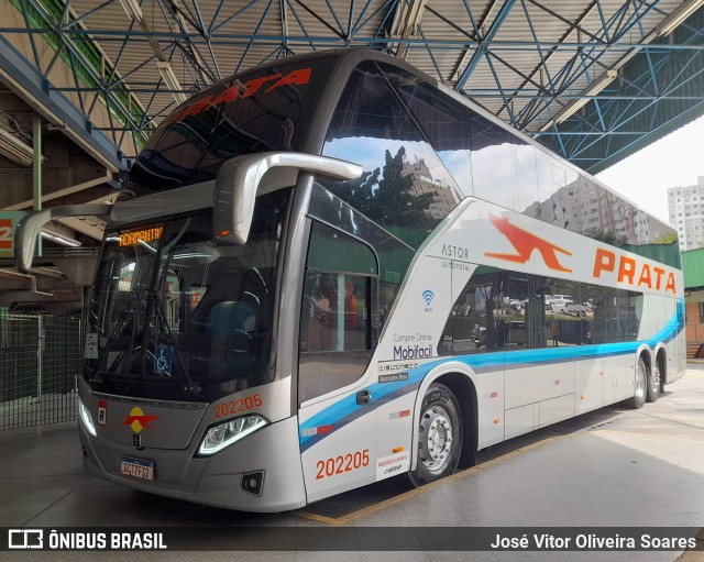 Expresso de Prata 202205 na cidade de São Paulo, São Paulo, Brasil, por José Vitor Oliveira Soares. Número da foto: #12332840.