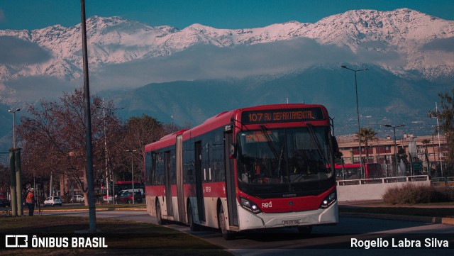 STU Santiago Transporte Urbano PGBY54 na cidade de Macul, Santiago, Metropolitana de Santiago, Chile, por Rogelio Labra Silva. Número da foto: #12333230.