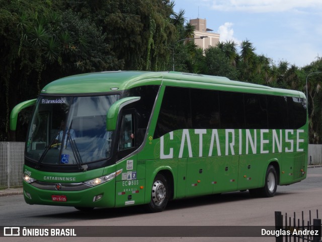 Auto Viação Catarinense 3415 na cidade de Curitiba, Paraná, Brasil, por Douglas Andrez. Número da foto: #12335070.