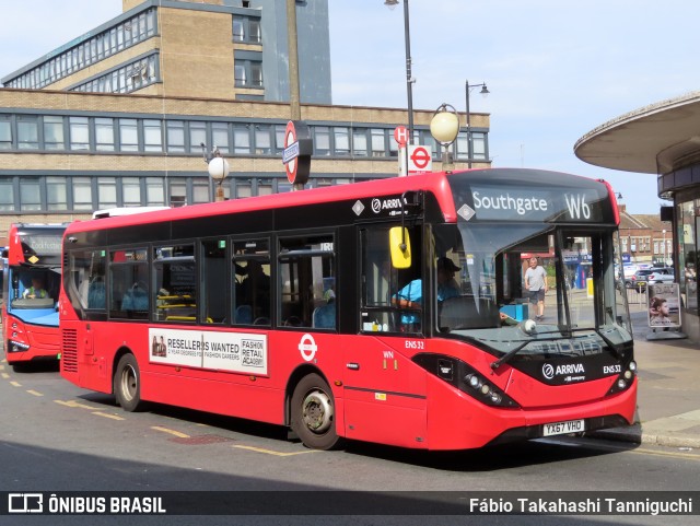 Arriva ENS32 na cidade de Enfield, Greater London, Inglaterra, por Fábio Takahashi Tanniguchi. Número da foto: #12334647.