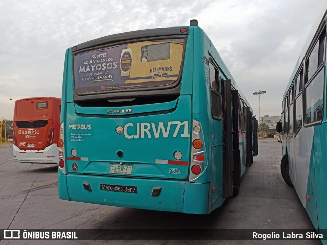 Metbus 591 na cidade de Pudahuel, Santiago, Metropolitana de Santiago, Chile, por Rogelio Labra Silva. Número da foto: #12333236.