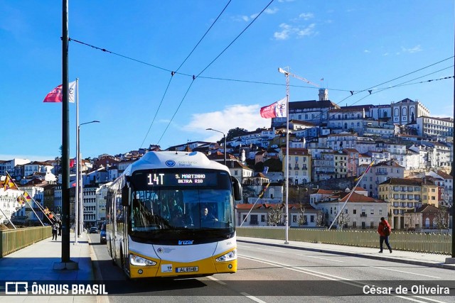 SMTUC - Serviços Municipalizados de Transportes Urbanos de Coimbra 357 na cidade de Coimbra, Coimbra, Portugal, por César de Oliveira. Número da foto: #12333724.