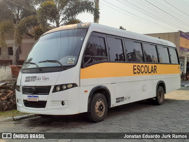 Tios da Van Transportes 19 na cidade de Navegantes, Santa Catarina, Brasil, por Jonatan Eduardo Jurk Ramos. Número da foto: #12335488.